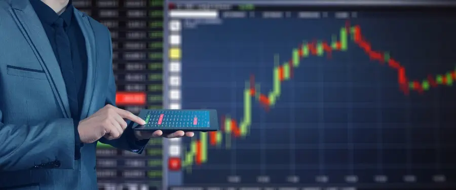 Trading mobile: tutto ciò che c’è da sapere su questa tipologia di investimento